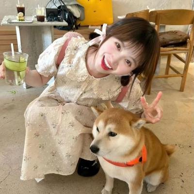 陪她一会儿海报